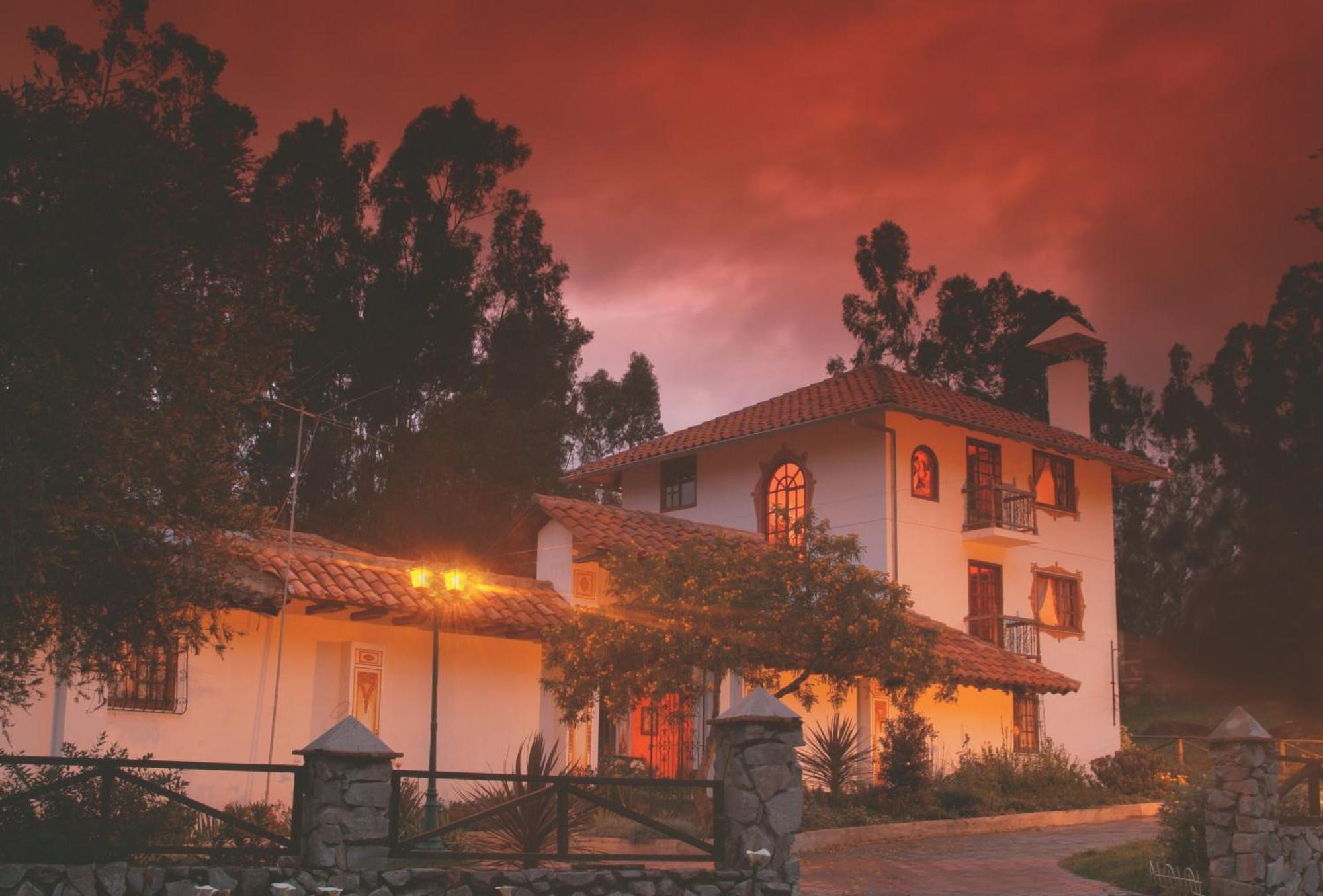 Hosteria Caballo Campana Cuenca Exterior foto